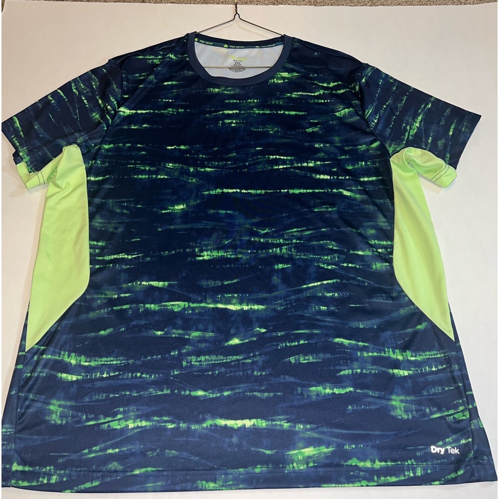 Tek Gear Dry. Sz XXL. Excellent condition no stains smoke and pet free home